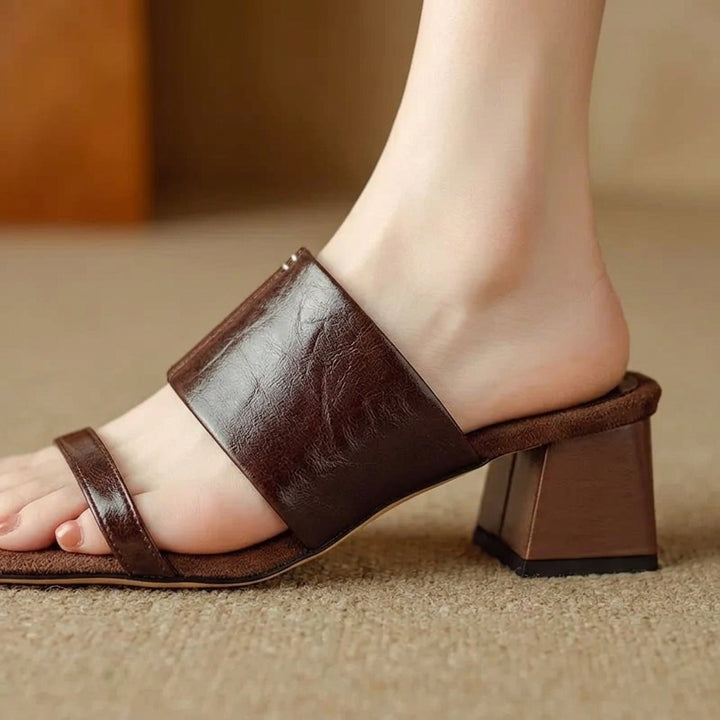 Product image for New Square-toe Open-toe Sandals and Slippers for Women in Summer, Simple Temperament, Block Heel High Heels with One Belt