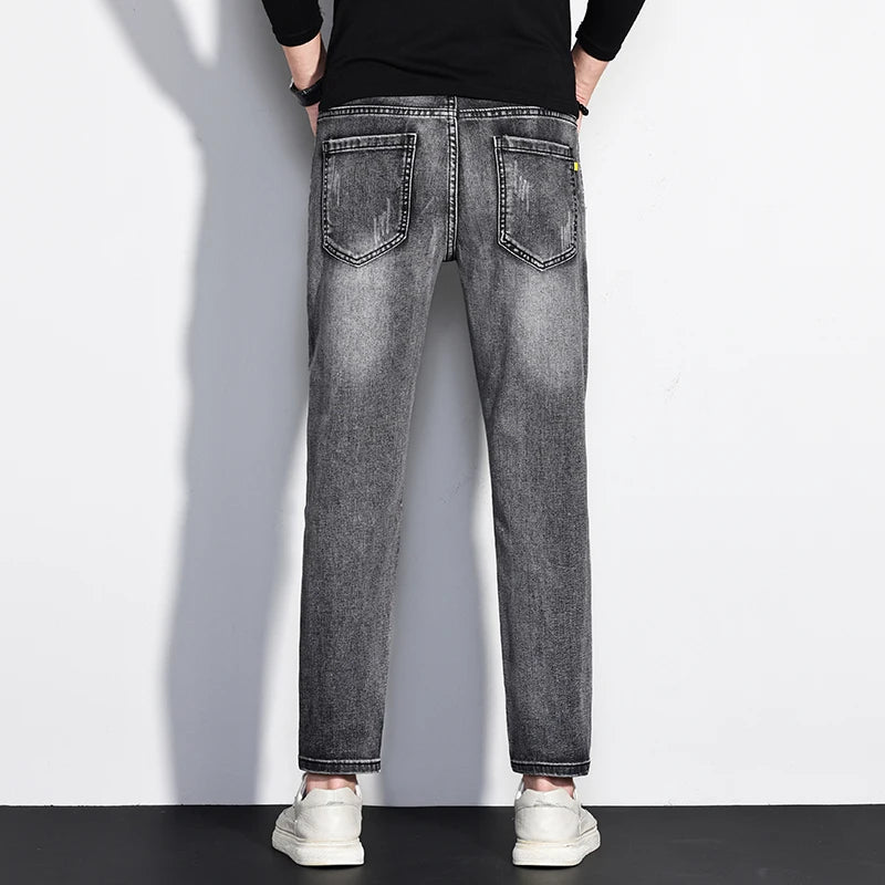 Riverton Cropped Jeans