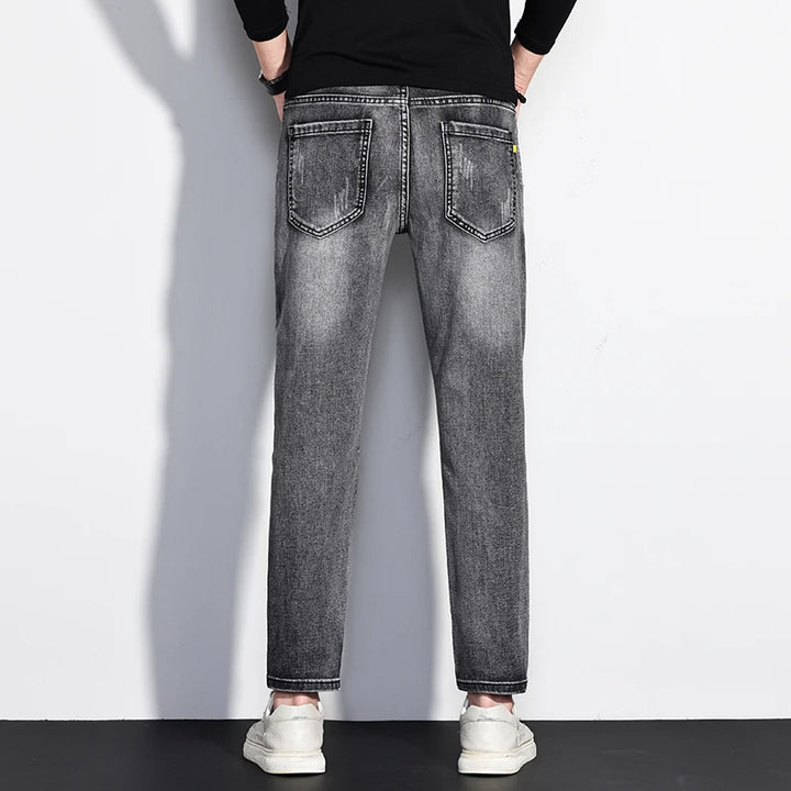 Riverton Cropped Jeans