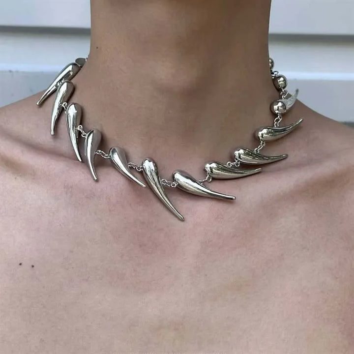 Ashen Claw Choker