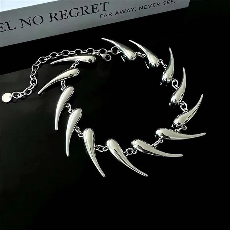 Ashen Claw Choker