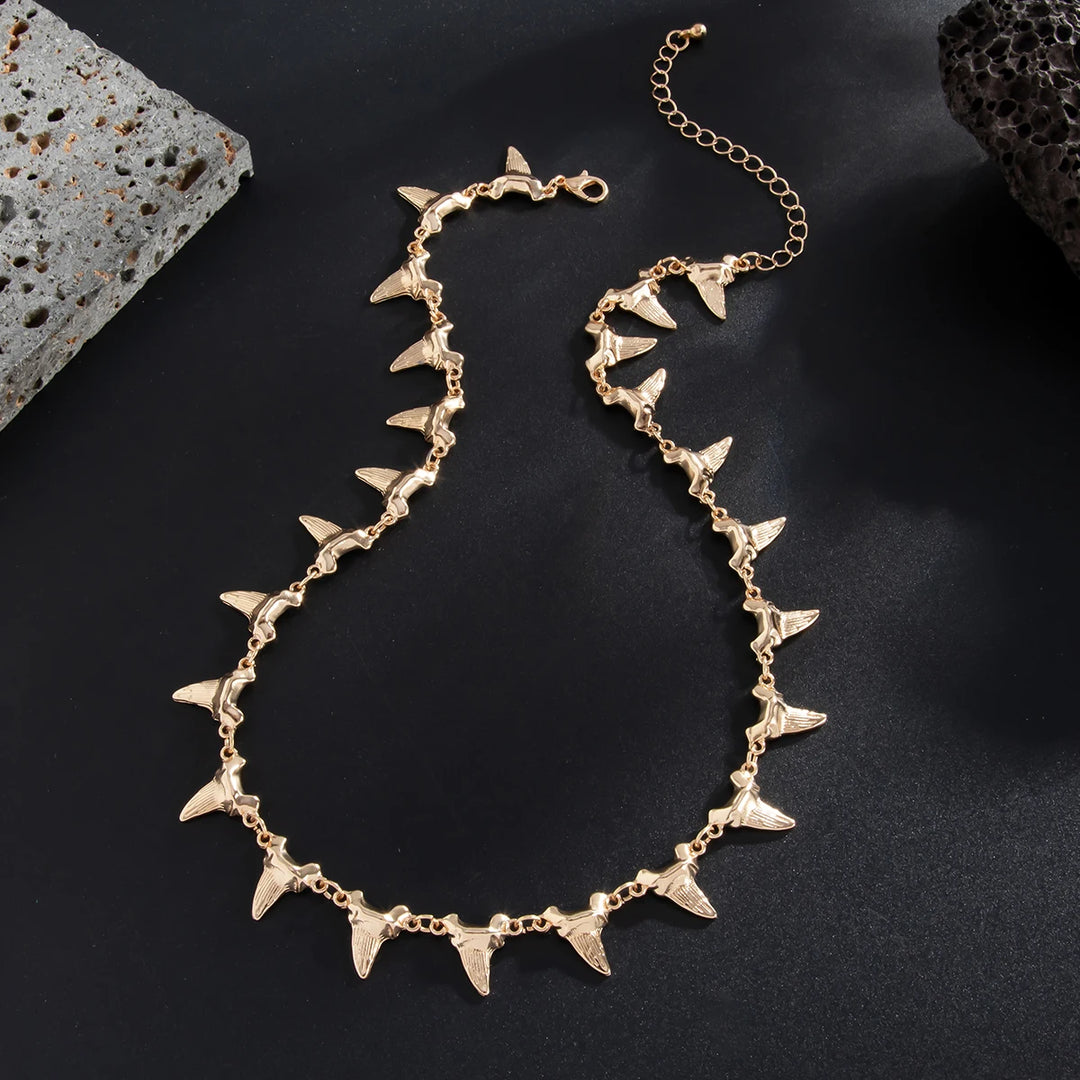 Avalon Fang Chain