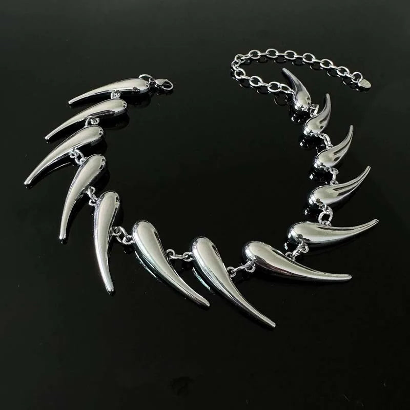 Ashen Claw Choker